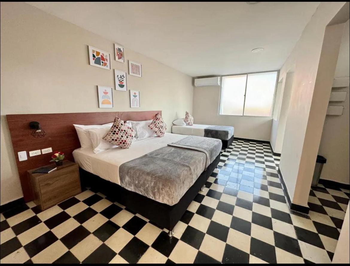 Hostel Dorado Plaza Getsemani Cartagena エクステリア 写真