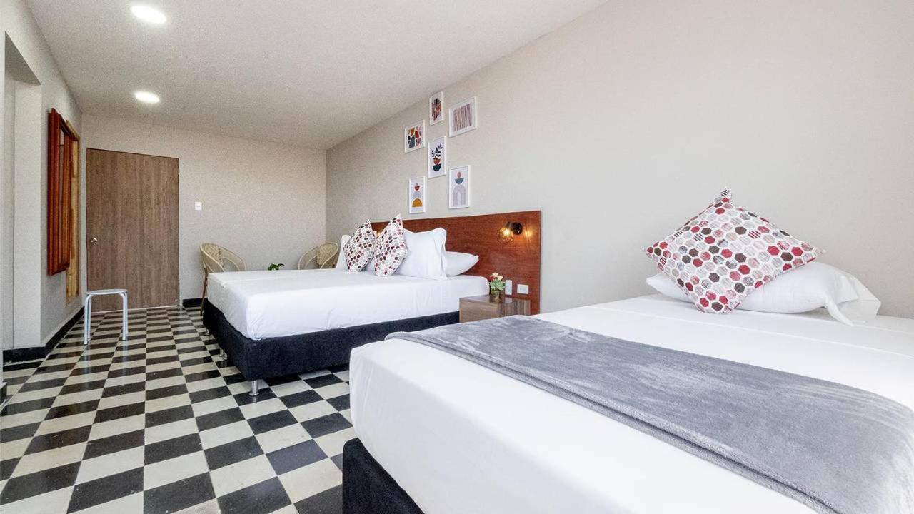 Hostel Dorado Plaza Getsemani Cartagena エクステリア 写真